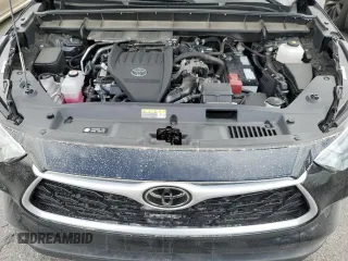 2024 Toyota Highlander LE with VIN 5TDKDRAH7RS537853, listed as a Copart auction lot 50980515 with 18,440 mi miles and Salvage title. Bid and sale history available at DreamBid. Image 12.