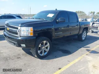 2009 Chevrolet Silverado 1500 LTZ with VIN 3GCEK33389G167139, listed as a IAAI auction lot 41490632 with 221,604 mi miles. Bid and sale history available at carsss.com. Image 18.