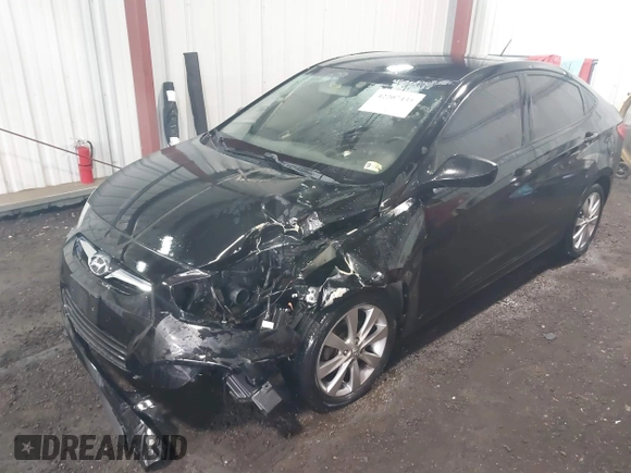 2012 Hyundai Accent GLS z VIN KMHCU4AEXCU059553, wystawiony jako IAAI lot #42207435 z przebiegiem 122 796 mil mil oraz . Historia ofert i sprzedaży dostępna na DreamBid. Obrazek 17.