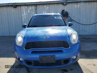 2013 MINI Countryman S with VIN WMWZC3C55DWP20904, listed as a Copart auction lot 57144355 with 136,621 mi miles and Clean title. Bid and sale history available at DreamBid. Image 5.