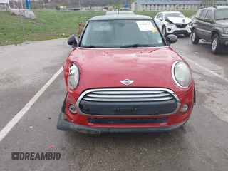 2015 MINI Hardtop with VIN WMWXM5C57F3A57729, listed as a IAAI auction lot 41924772 with 123,040 mi miles and . Bid and sale history available at DreamBid. Image 12.