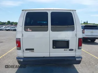 2013 Ford Econoline Passenger XL z VIN 1FBNE3BL4DDA56459, wystawiony jako IAAI lot #42223633 z przebiegiem 411 732 mil mil oraz . Historia ofert i sprzedaży dostępna na DreamBid. Obrazek 16.