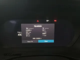 2024 Volvo XC40 Core Bright Theme с VIN YV4L12UK1R2338006, выставлен на аукционе Copart как лот 49792975 с пробегом 23 924 миль миль и Чистый • Clean title. История ставок и продаж доступна на DreamBid. Изображение 9.