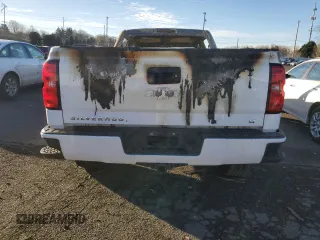 2018 Chevrolet Silverado 1500 LT with VIN 1GCUKREC2JF171317, listed as a Copart auction lot 87939215 with Not Provided miles and Salvage Title. Bid and sale history available at DreamBid. Image 6.