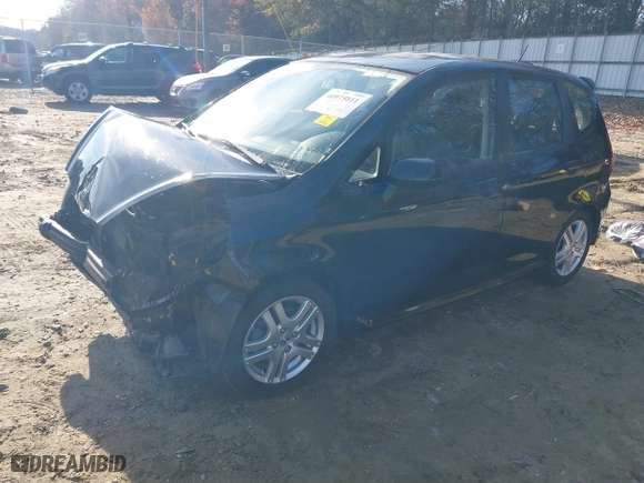 2008 Honda Fit Sport with VIN JHMGD38608S014072, listed as a IAAI auction lot 40975811 with 290,427 mi miles. Bid and sale history available at carsss.com. Image 19.
