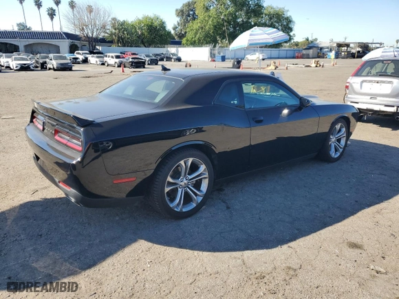 2022 Dodge Challenger GT with VIN 2C3CDZJG2NH206753, listed as a Copart auction lot 46288565 with 5,663 mi miles and Salvage Title. Bid and sale history available at carsss.com. Image 3.