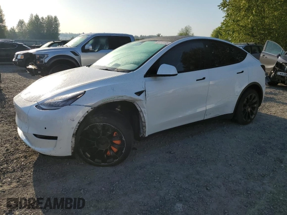 2022 Tesla Model Y Long Range with VIN 7SAYGAEE7NF376795, listed as a Copart auction lot 55113135 with 66,796 mi miles and Salvage Title. Bid and sale history available at carsss.com. Image 1.