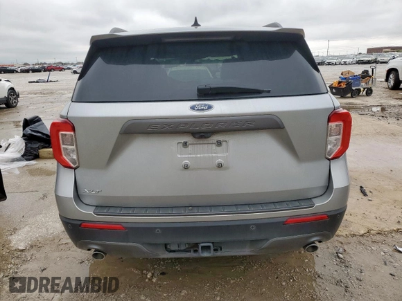 2024 Ford Explorer XLT z VIN 1FMSK7DH9RGA56675, wystawiony jako Copart lot #55925155 z przebiegiem 19 135 mil mil oraz Szkoda całkowita • Salvage title. Historia ofert i sprzedaży dostępna na DreamBid. Obrazek 6.