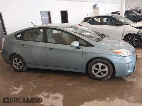 2015 Toyota Prius Four with VIN JTDKN3DU4F1932875, listed as a IAAI auction lot 41697847 with 306,594 mi miles. Bid and sale history available at carsss.com. Image 13.
