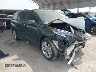 2023 Toyota Sienna Platinum z VIN 5TDERKEC3PS179779, wystawiony jako IAAI lot #41939874 z przebiegiem 12 885 mil mil oraz . Historia ofert i sprzedaży dostępna na DreamBid. Obrazek 1.