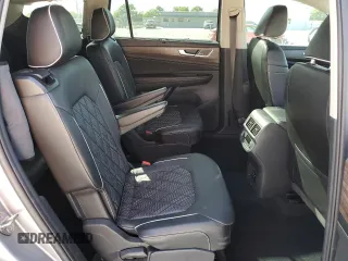 2024 Volkswagen Atlas SEL Premium R-Line with VIN 1V2FR2CA9RC520336, listed as a Copart auction lot 52252065 with 16,900 mi miles and Salvage title. Bid and sale history available at DreamBid. Image 11.