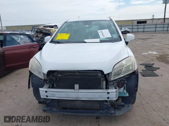 2015 Chevrolet Trax LS with VIN KL7CJKSB8FB087564, listed as a IAAI auction lot 41646208 with 179,335 mi miles. Bid and sale history available at carsss.com. Image 13.