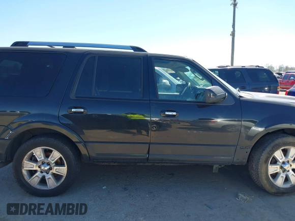 2011 Ford Expedition Limited with VIN 1FMJU1K52BEF12111, listed as a IAAI auction lot 41707499 with 237,517 mi miles. Bid and sale history available at carsss.com. Image 13.