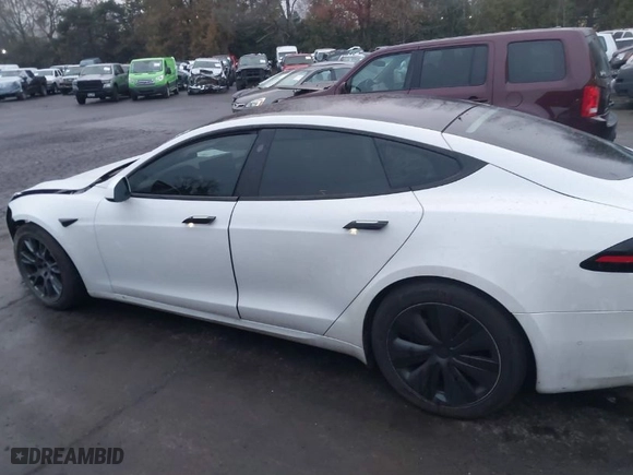 2022 Tesla Model S Plaid with VIN 5YJSA1E66NF474312, listed as a IAAI auction lot 41344937 with 1 mi miles. Bid and sale history available at carsss.com. Image 14.