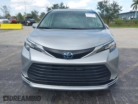 2023 Toyota Sienna XLE с VIN 5TDYRKEC9PS171845, выставлен на аукционе IAAI как лот 42387707 с пробегом 37 688 миль миль и . История ставок и продаж доступна на DreamBid. Изображение 12.