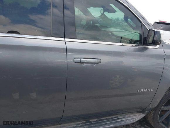 2020 Chevrolet Tahoe LT with VIN 1GNSKBKC4LR164705, listed as a IAAI auction lot 41699620 with 94,372 mi miles. Bid and sale history available at carsss.com. Image 13.