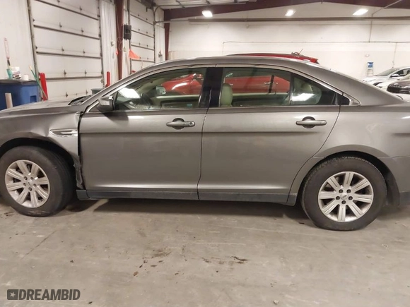 2013 Ford Taurus Limited with VIN 1FAHP2F86DG226697, listed as a IAAI auction lot 41506642 with 150324 miles. Bid and sale history available at carsss.com. Image 13.