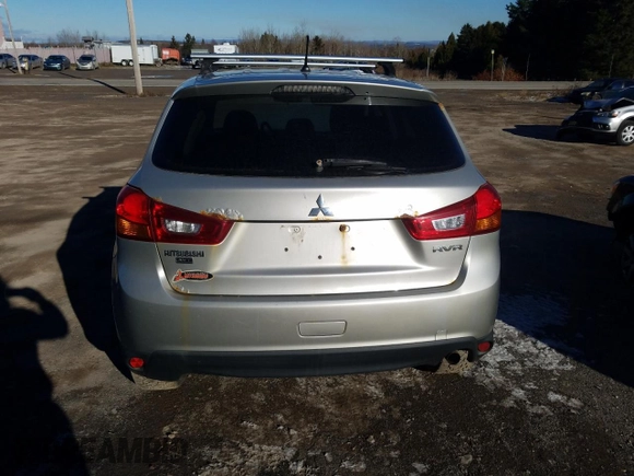 2014 Mitsubishi Outlander Sport SE z VIN 4A4AJ3AU5EE601413, wystawiony jako Copart lot #80014824 z przebiegiem 323 561 mil mil oraz Szkoda całkowita • Salvage title. Historia ofert i sprzedaży dostępna na DreamBid. Obrazek 6.