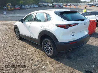 2021 Mazda CX-30 S with VIN 3MVDMAAL8MM262452, listed as a IAAI auction lot 42411325 with 38,440 mi miles and . Bid and sale history available at DreamBid. Image 3.
