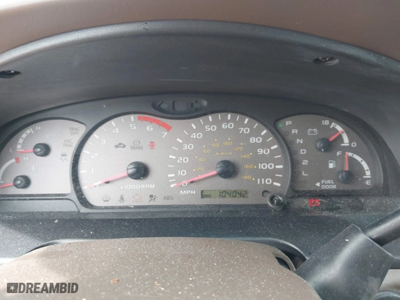 2004 Toyota Sequoia Limited with VIN 5TDZT38A04S236082, listed as a IAAI auction lot 41598592 with 104,042 mi miles. Bid and sale history available at carsss.com. Image 7.