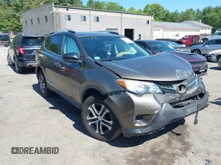 2013 Toyota RAV4 LE с VIN 2T3BFREV0DW111875, выставлен на аукционе IAAI как лот 42332390 с пробегом 111 797 миль миль и . История ставок и продаж доступна на DreamBid. Изображение 12.