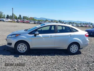 2017 Ford Fiesta S z VIN 3FADP4AJ4HM132253, wystawiony jako IAAI lot #42020157 z przebiegiem 70 942 mil mil oraz . Historia ofert i sprzedaży dostępna na DreamBid. Obrazek 14.