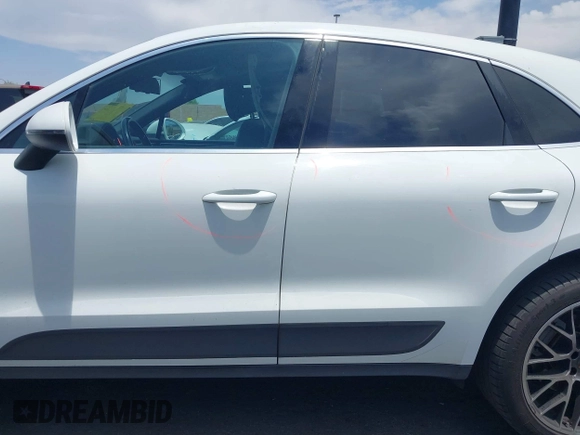 2016 Porsche Macan S with VIN WP1AB2A52GLB45696, listed as a IAAI auction lot 42587302 with 112,930 mi miles and . Bid and sale history available at DreamBid. Image 15.