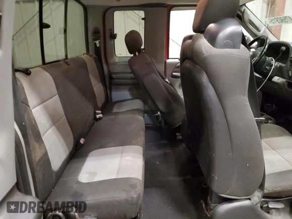 2005 Ford F-250 XL с VIN 1FTSX21565EB43099, выставлен на аукционе Copart как лот 47590915 с пробегом 160 810 миль миль и На запчасти • Non repairable. История ставок и продаж доступна на DreamBid. Изображение 10.