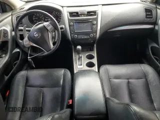 2013 Nissan Altima SV z VIN 1N4BL3AP8DN581923, wystawiony jako Copart lot #53995255 z przebiegiem 191 538 mil mil oraz Szkoda całkowita • Salvage title. Historia ofert i sprzedaży dostępna na DreamBid. Obrazek 8.