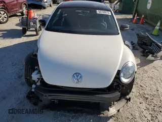 2012 Volkswagen Beetle 2.0T Turbo w/Sun/Snd/Nav PZEV with VIN 3VWVA7AT7CM631038, listed as a Copart auction lot 50749973 with 75,581 mi miles and Salvage Title. Bid and sale history available at carsss.com. Image 5.