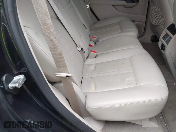 2013 Cadillac SRX Performance Collection z VIN 3GYFNHE39DS642111, wystawiony jako IAAI lot #42470291 z przebiegiem 176 239 mil mil oraz . Historia ofert i sprzedaży dostępna na DreamBid. Obrazek 8.