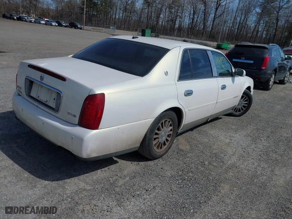 2005 Cadillac DeVille DHS with VIN 1G6KE57Y05U255088, listed as a IAAI auction lot 41714372 with 1 mi miles. Bid and sale history available at carsss.com. Image 4.