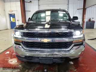 2018 Chevrolet Silverado 1500 LT with VIN 1GCVKREC9JZ298035, listed as a Copart auction lot 45451295 with 101,864 mi miles and Salvage Title. Bid and sale history available at carsss.com. Image 5.