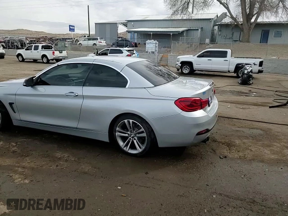 2018 BMW 4 Series 430i z VIN WBA4Z1C59JEC59109, wystawiony jako Copart lot #44590835 z przebiegiem 47 507 mil mil oraz Szkoda całkowita • Salvage title. Historia ofert i sprzedaży dostępna na DreamBid. Obrazek 13.