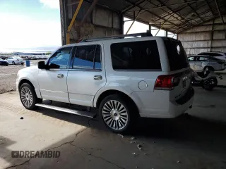 2015 Lincoln Navigator z VIN 5LMJJ2HT1FEJ07011, wystawiony jako Copart lot #59206875 z przebiegiem 251 474 mil mil oraz Czysty tytuł • Clean title. Historia ofert i sprzedaży dostępna na DreamBid. Obrazek 2.