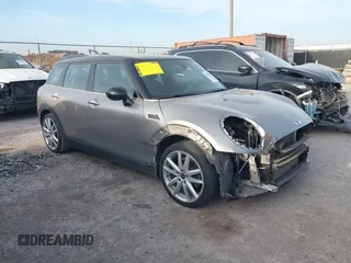 2016 MINI Clubman z VIN WMWLN5C54G2B28033, wystawiony jako IAAI lot #41868440 z przebiegiem 67 193 mil mil oraz . Historia ofert i sprzedaży dostępna na DreamBid. Obrazek 1.