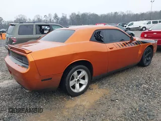 2011 Dodge Challenger z VIN 2B3CJ4DG5BH605530, wystawiony jako IAAI lot #41437632 z przebiegiem 139 992 mil mil oraz . Historia ofert i sprzedaży dostępna na DreamBid. Obrazek 4.