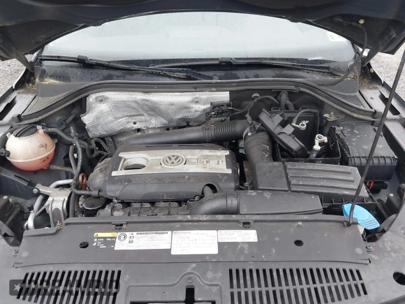 2013 Volkswagen Tiguan SE with VIN WVGAV7AX9DW547633, listed as a IAAI auction lot 42009704 with 51,826 mi miles and . Bid and sale history available at DreamBid. Image 10.