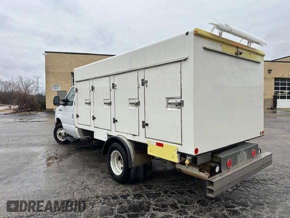 2017 Ford Econoline Commercial z VIN 1FDXE4FS0HDC69020, wystawiony jako Copart lot #87970525 z przebiegiem 165 607 mil mil oraz Czysty tytuł • Clean title. Historia ofert i sprzedaży dostępna na DreamBid. Obrazek 3.