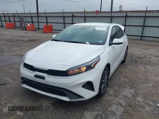 2024 Kia Forte LXS with VIN 3KPF24AD0RE810665, listed as a IAAI auction lot 41706082 with 40,315 mi miles. Bid and sale history available at carsss.com. Image 2.