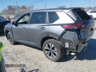 2022 Nissan Rogue SV with VIN 5N1BT3BB6NC702762, listed as a IAAI auction lot 41884129 with 30,029 mi miles. Bid and sale history available at carsss.com. Image 3.