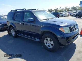 2006 Nissan Pathfinder SE z VIN 5N1AR18U96C644283, wystawiony jako IAAI lot #41681735 z przebiegiem 223 686 mil mil oraz . Historia ofert i sprzedaży dostępna na DreamBid. Obrazek 1.