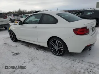 2020 BMW 2 Series 230i xDrive with VIN WBA2J3C05L7F19298, listed as a Copart auction lot 88140055 with 31,180 mi miles and Clean Title. Bid and sale history available at carsss.com. Image 2.