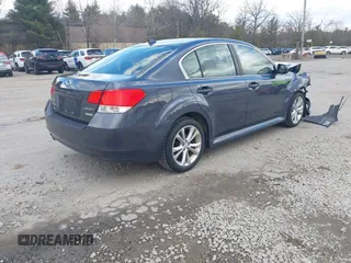 2014 Subaru Legacy Premium с VIN 4S3BMBC63E3020628, выставлен на аукционе IAAI как лот 41863494 с пробегом 125 829 миль миль и . История ставок и продаж доступна на DreamBid. Изображение 4.
