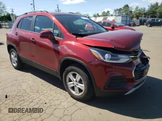 2022 Chevrolet Trax LT with VIN KL7CJPSM1NB564493, listed as a Copart auction lot 57757815 with 17,750 mi miles and Salvage title. Bid and sale history available at DreamBid. Image 4.