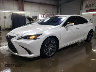 2022 Lexus ES 350 z VIN 58ADZ1B17NU121972, wystawiony jako Copart lot #46051465 z przebiegiem 28 725 mil mil oraz Szkody całkowita. Historia ofert i sprzedaży dostępna na DreamBid. Obrazek 1.