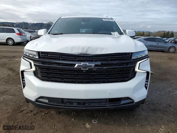 2024 Chevrolet Suburban RST with VIN 1GNSKEKDXRR364538, listed as a Copart auction lot 45136415 with 6,353 mi miles and Salvage Title. Bid and sale history available at carsss.com. Image 5.