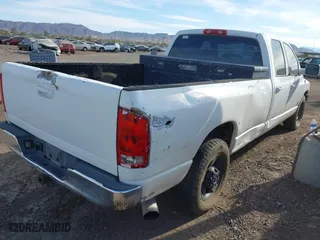 2003 Dodge Ram 2500 ST with VIN 3D7KA28C33G861081, listed as a IAAI auction lot 41643673 with 437,561 mi miles. Bid and sale history available at carsss.com. Image 4.