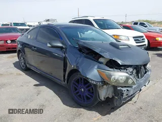 2008 Scion tC Spec z VIN JTKDE167380272804, wystawiony jako IAAI lot #42259491 z przebiegiem 210 642 mil mil oraz . Historia ofert i sprzedaży dostępna na DreamBid. Obrazek 1.