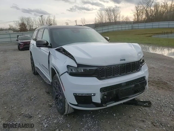 2023 Jeep Grand Cherokee L Summit with VIN 1C4RJKEG8P8798572, listed as a Copart auction lot 82318474 with 36,807 mi miles and Salvage Title. Bid and sale history available at carsss.com. Image 12.